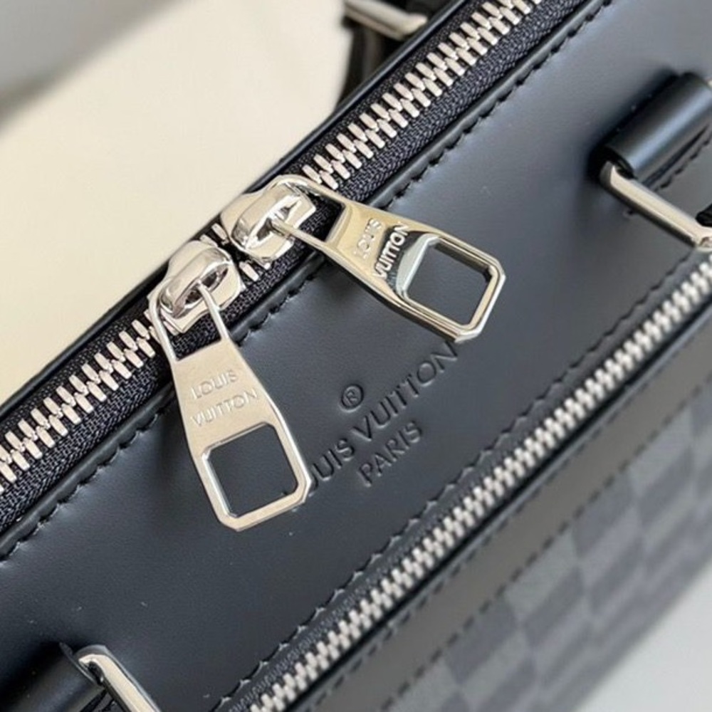 Louis Vuitton-NEVER USED-Porte Documente Jour Bag - Picture 6 of 9